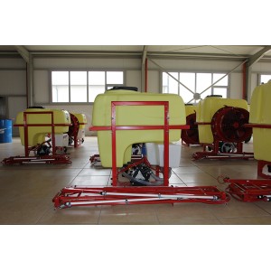 Щангова пръскачка AGRILIA 450l